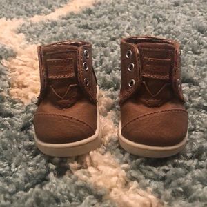 Toms Tan High Tops/Boots sz 2 (INFANT)